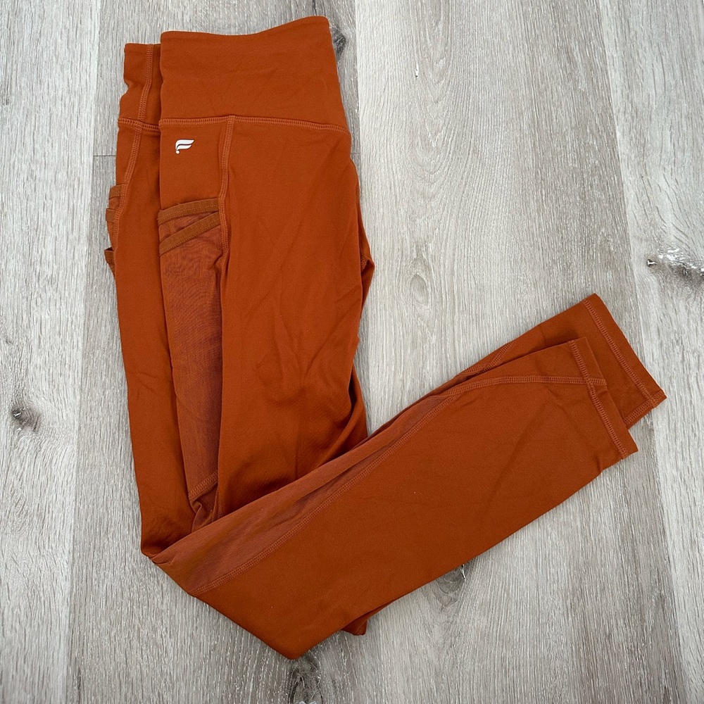 Fabletics 7/8 High Waisted Legging